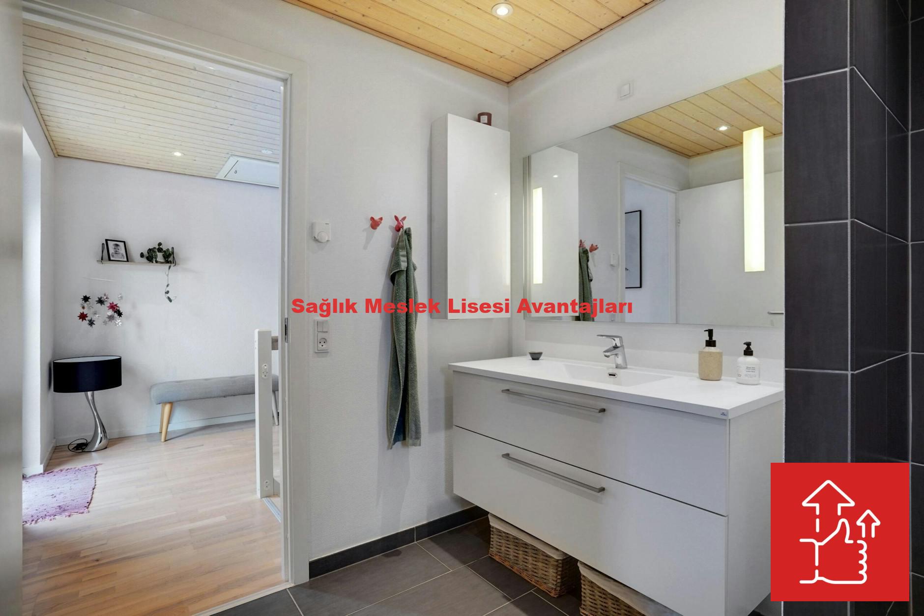 Sağlık Meslek Lisesi Avantajları